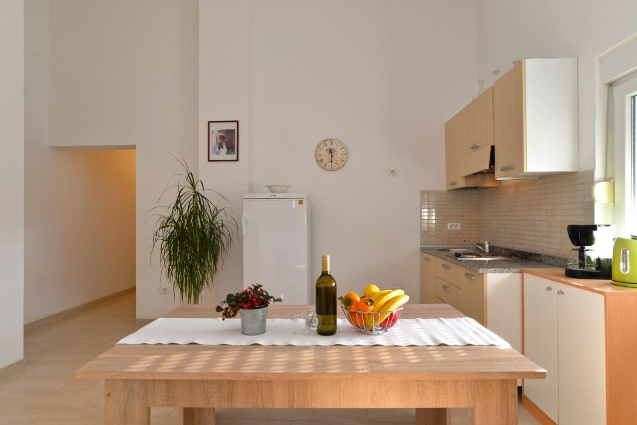 Apartments Bernarda 1773 Banjole Kültér fotó