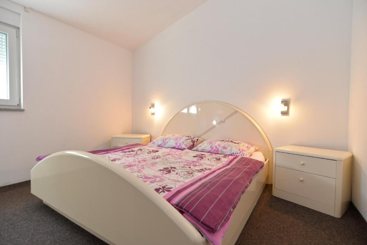 Apartments Bernarda 1773 Banjole Kültér fotó
