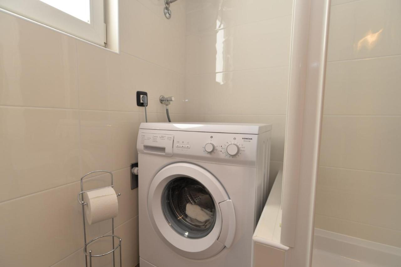 Apartments Bernarda 1773 Banjole Kültér fotó